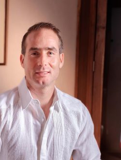 LIC. DIEGO CASTAÑÓN TREJO